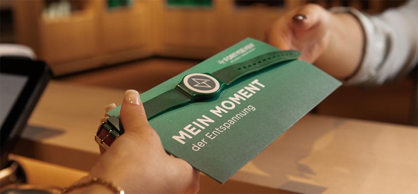 Empfang Mitarbeiterin FORTYSEVEN