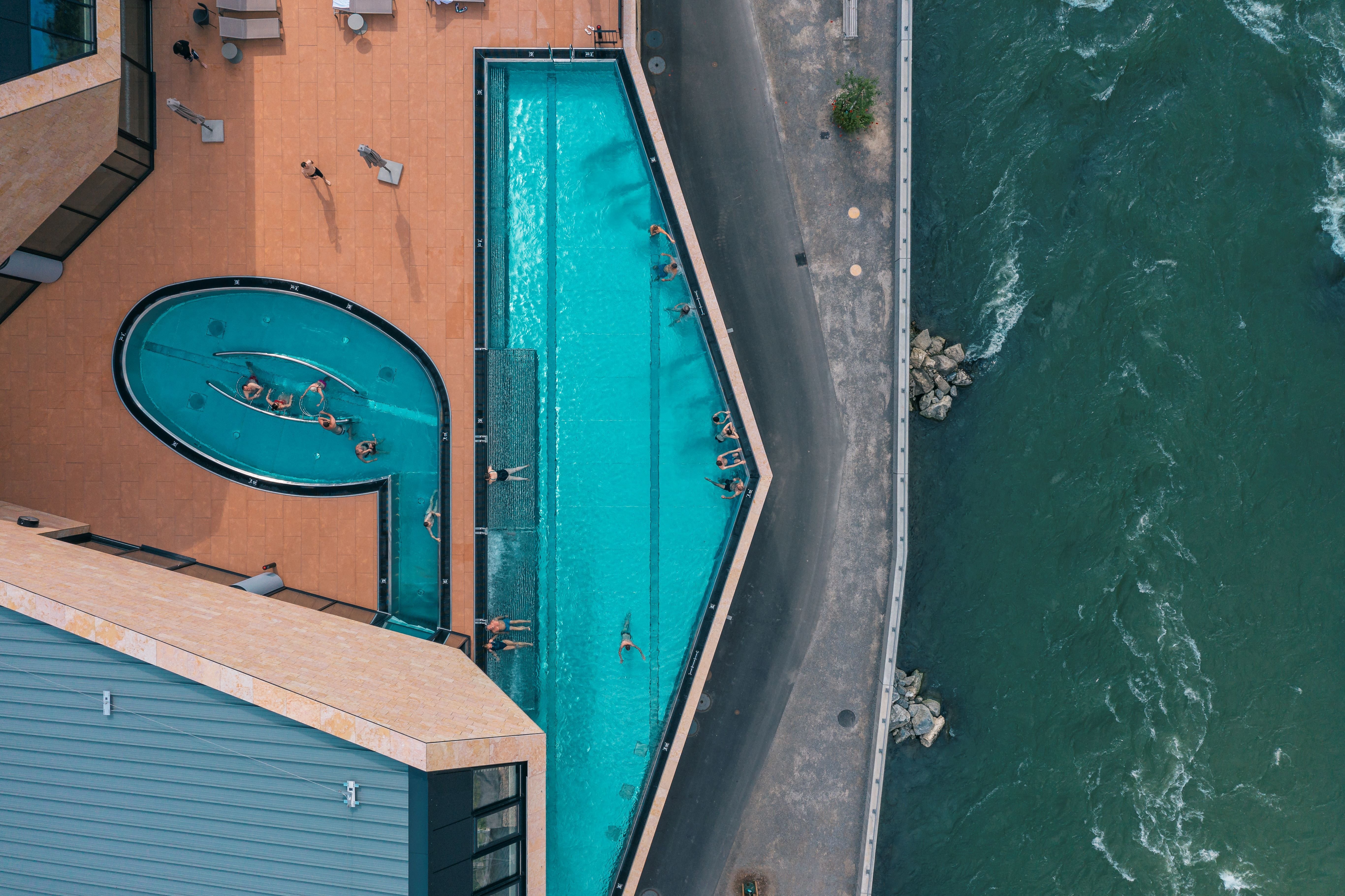 ST_3x2_Bathing-water_85617 (c) Schweiz Tourismus - Christian Meixner