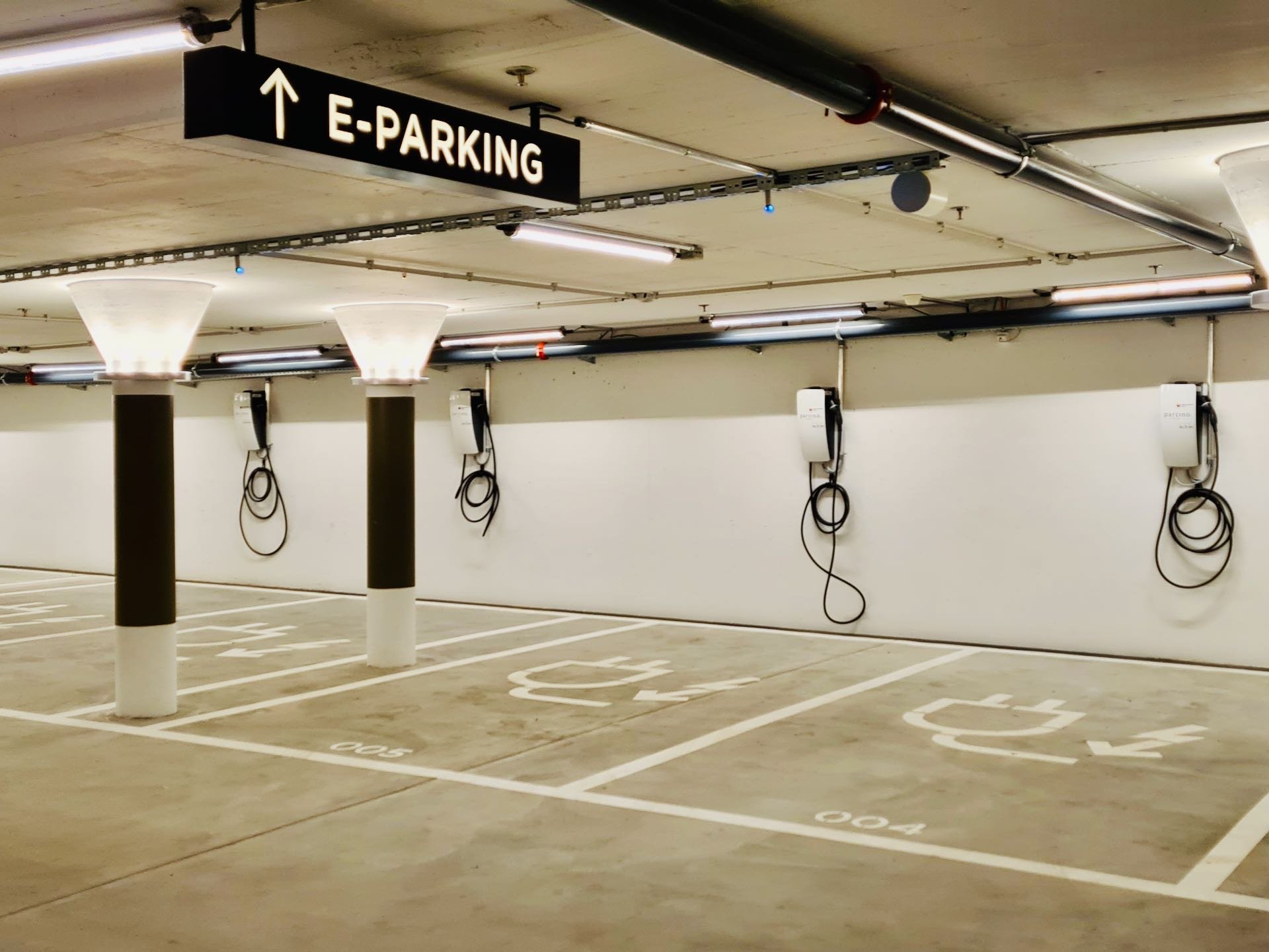 VHA Parkhaus Bäder Ladestationen